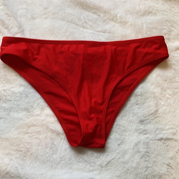 NWOT Red Shein Bikini (Both Top and Bottom) - Picture 5 of 7